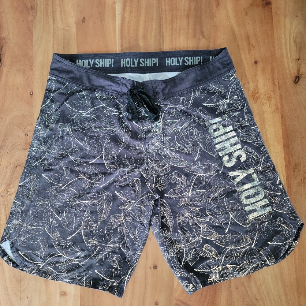 Holy Ship Black and Gray Leaf Print Shorts